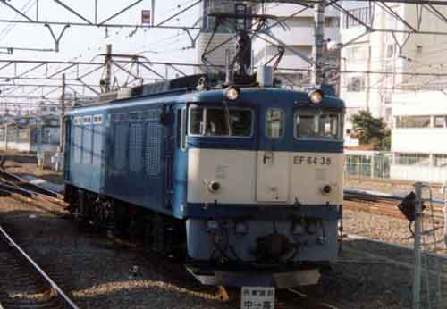 青梅線石灰石列車